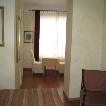 Riviera Hotel