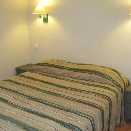 Riviera Hotel